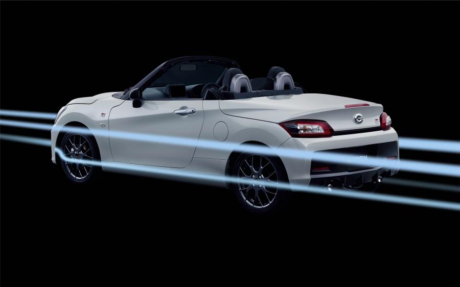 Daihatsu Copen GR Sport 2019 года  (фото 17 из 40)